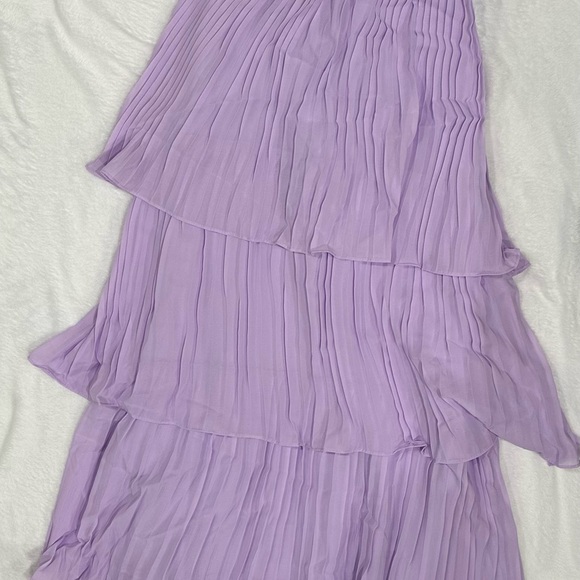 Strapless Tiered Lavender Pleated Dress - Picture 4 of 5